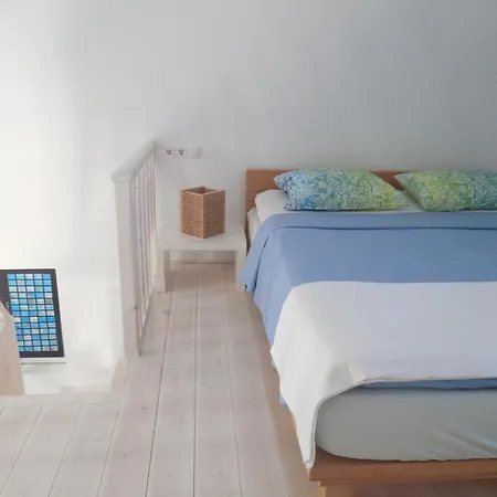 Apartment Sea View House Avgi